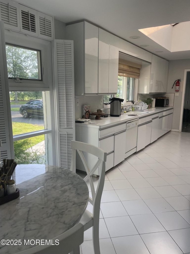 506 Roseld Avenue - Photo 8
