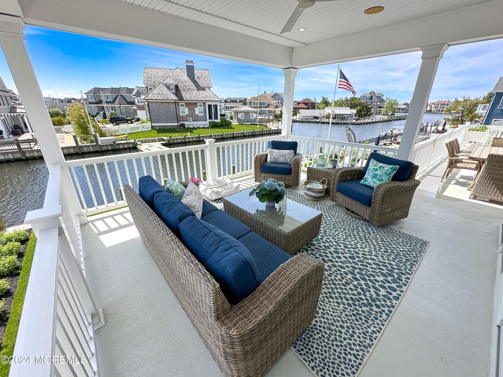 520 Normandy Drive - Photo 18