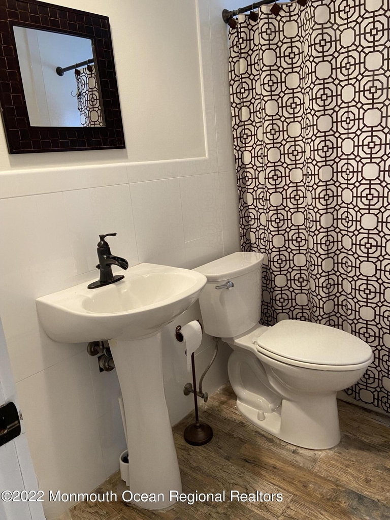 452 Marathon Court - Photo 15
