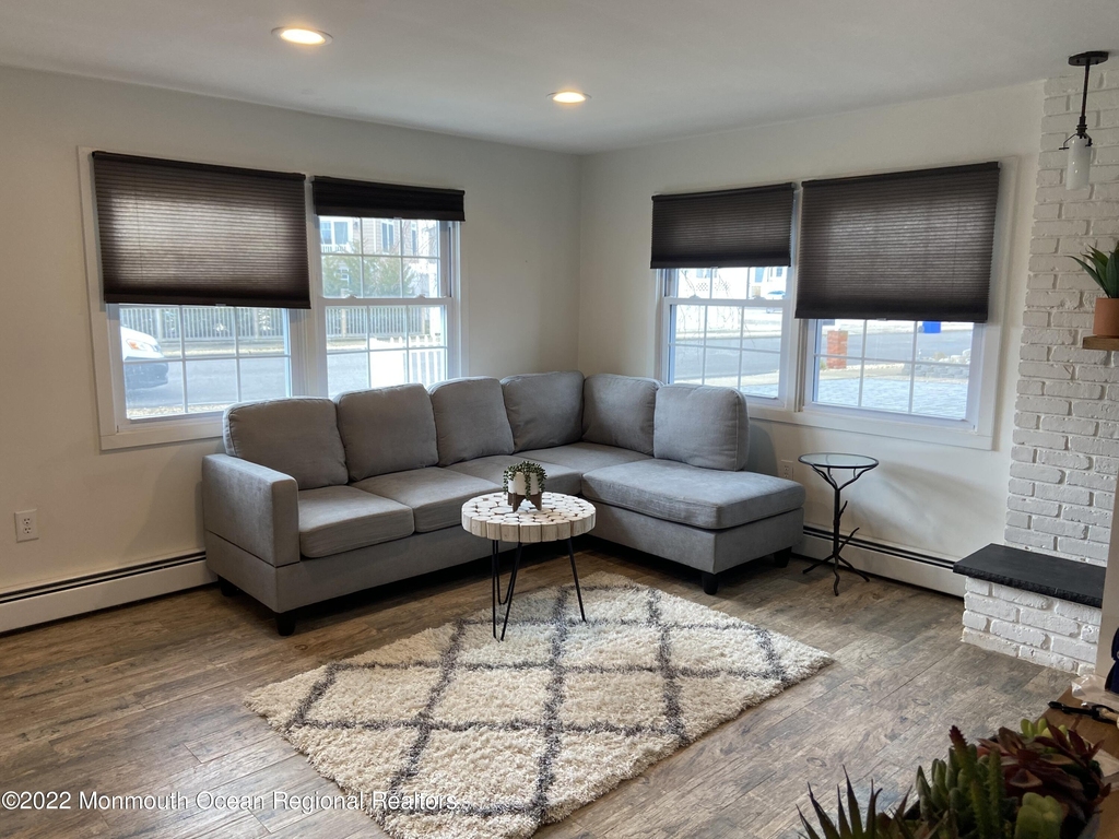 452 Marathon Court - Photo 3