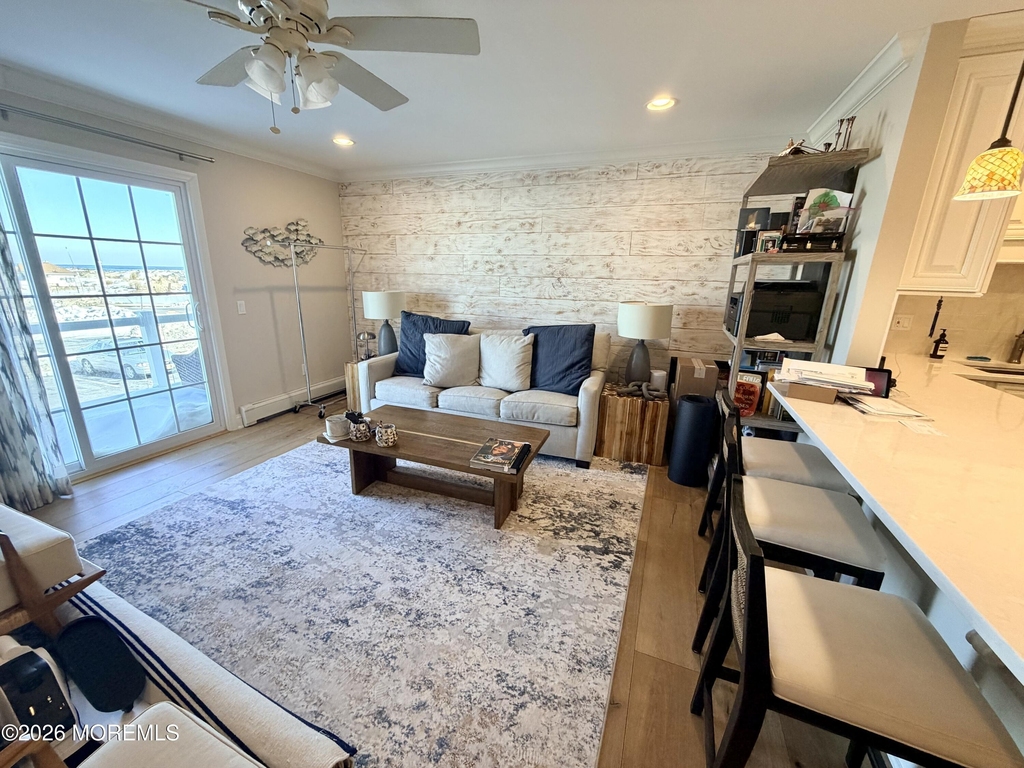 809 Ocean Avenue - Photo 10