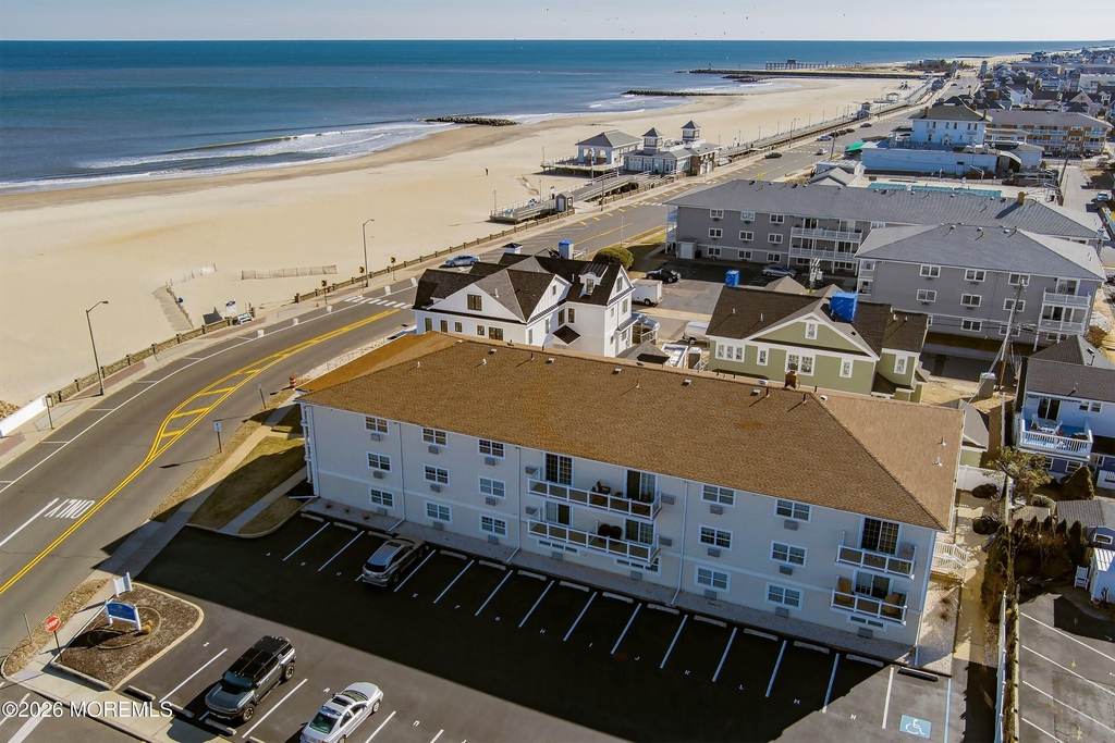 809 Ocean Avenue - Photo 8