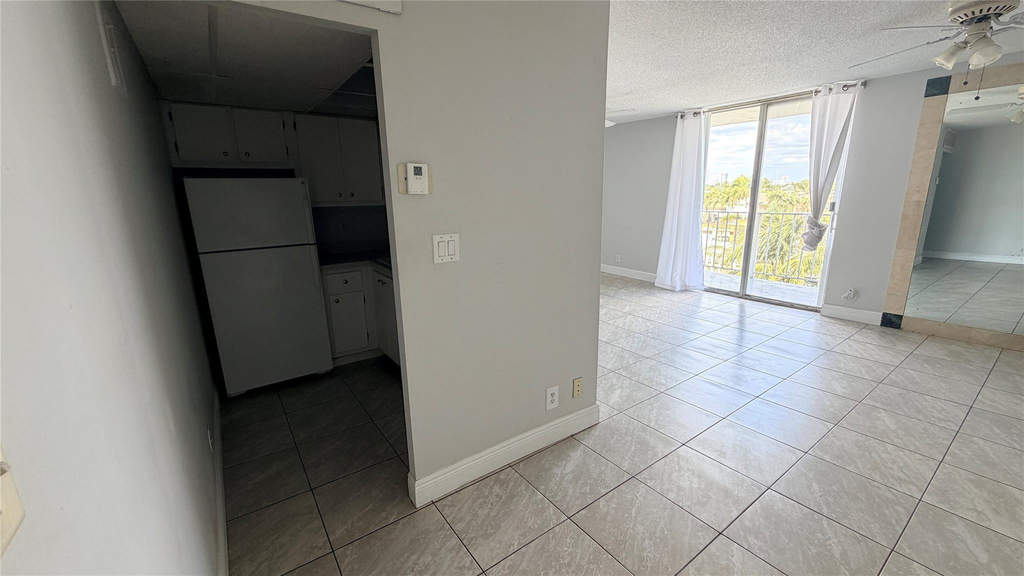 1731 Se 15th Street - Photo 8