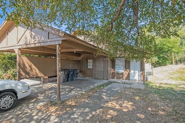 6000 Calloway Court - Photo 0