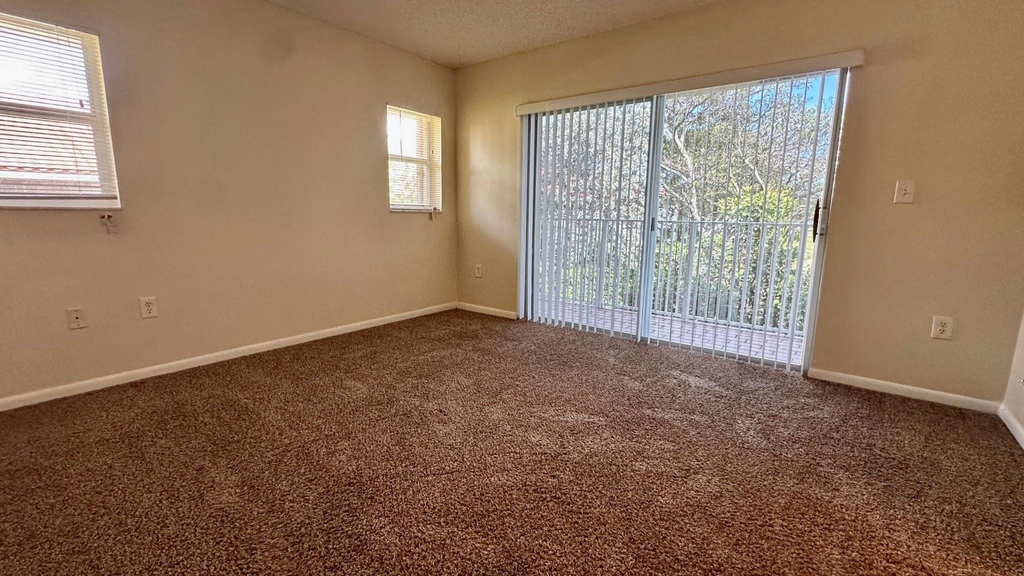 3299 Nw 44th Street - Photo 8