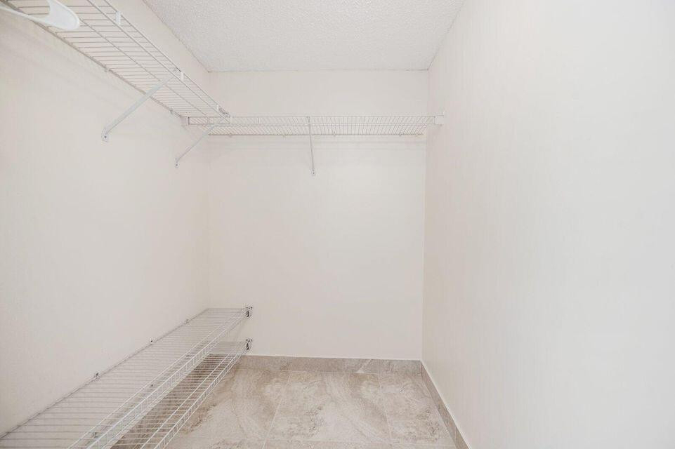 1100 Crestwood Court - Photo 11