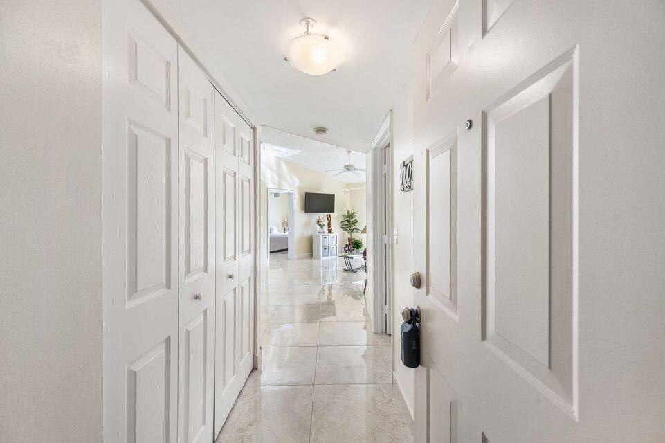 1100 Crestwood Court - Photo 6