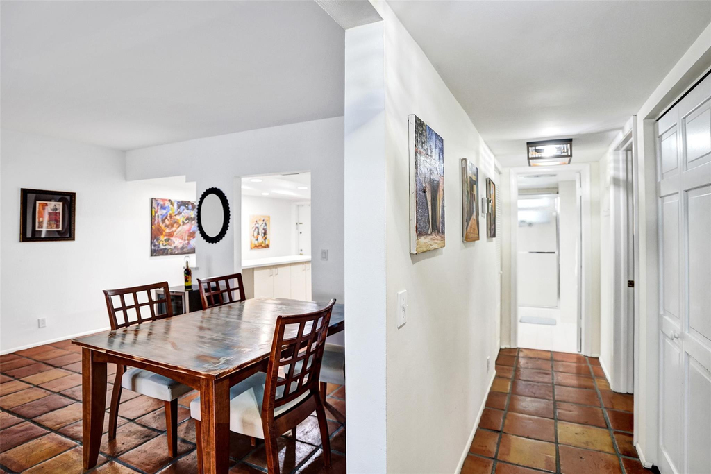 1212 Se 2nd Court - Photo 19