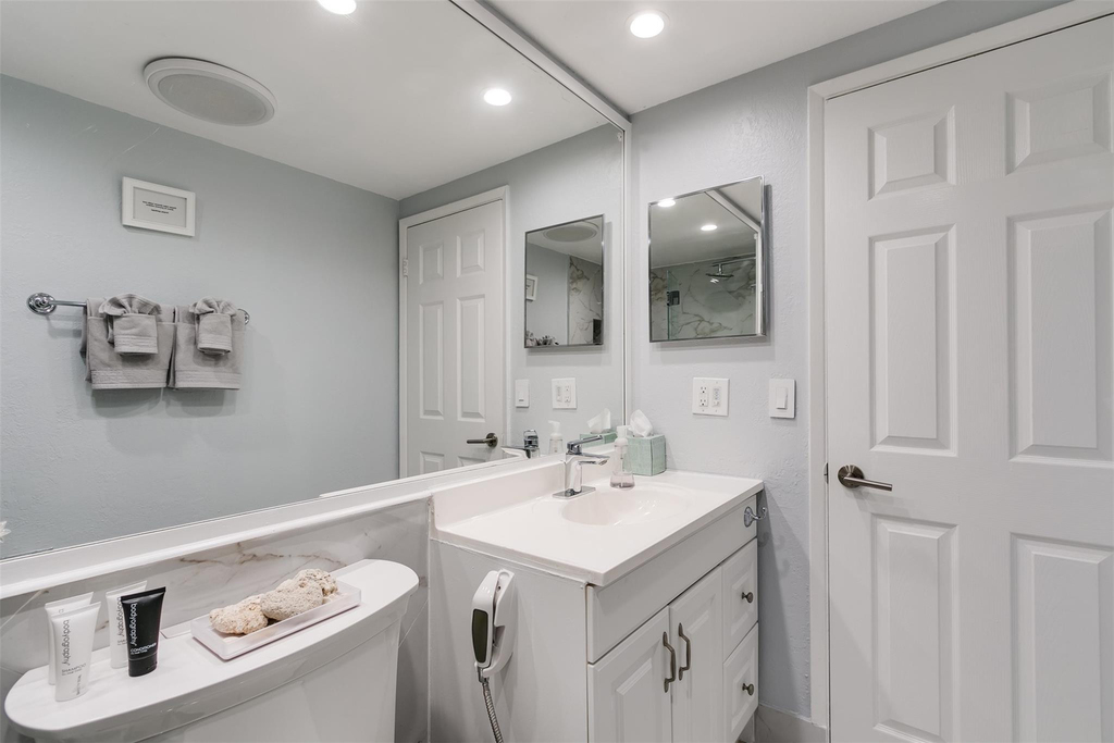 3700 Galt Ocean Drive - Photo 30
