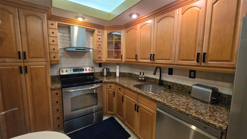 300 Bayview Drive - Photo 4