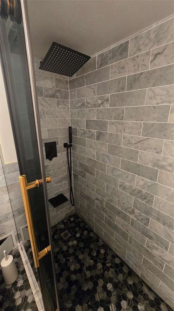 300 Bayview Drive - Photo 22