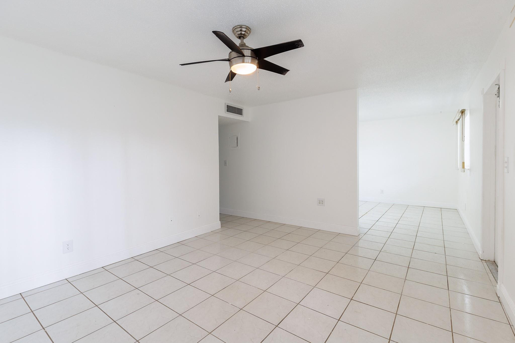 6211 Sw 37th Street - Photo 6