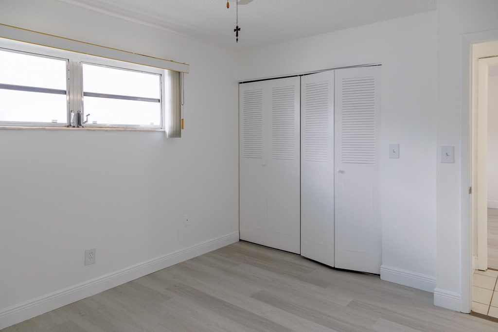 6211 Sw 37th Street - Photo 11