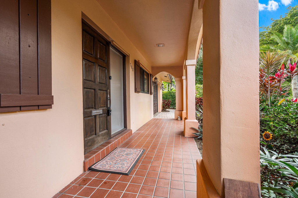 708 Nw 6th Drive - Photo 1