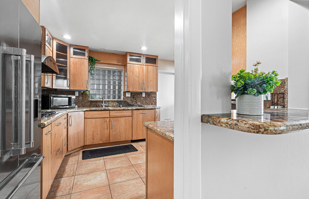 708 Nw 6th Drive - Photo 40