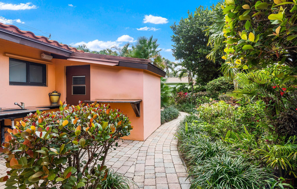 708 Nw 6th Drive - Photo 52