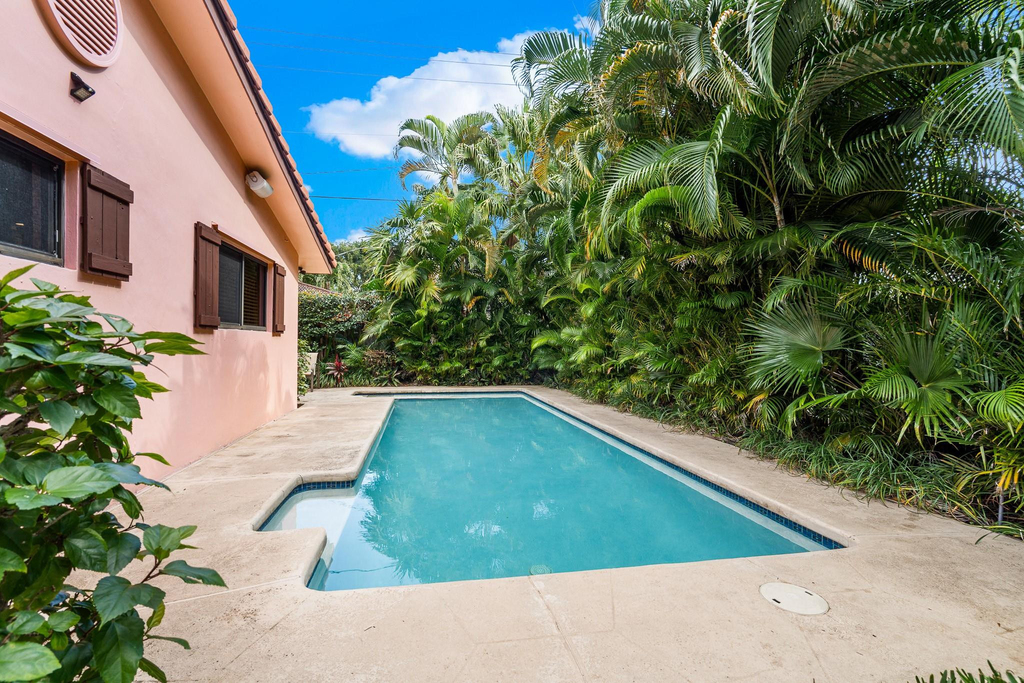 708 Nw 6th Drive - Photo 12