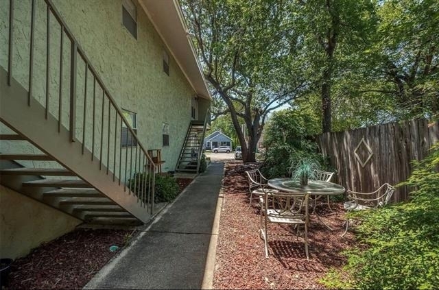 627 Texas Street - Photo 9