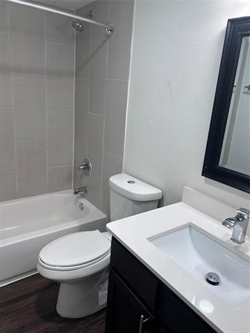 316 N Carroll Avenue - Photo 2
