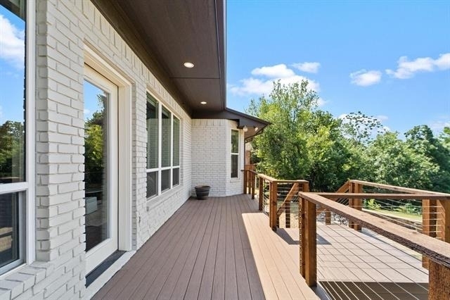 621 Somerset Drive - Photo 12