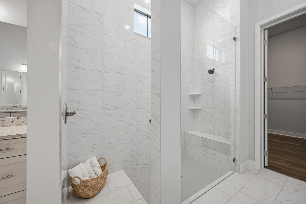 7818 Rowan Terrace - Photo 16