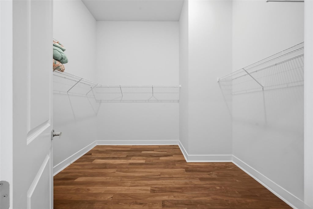 7818 Rowan Terrace - Photo 14