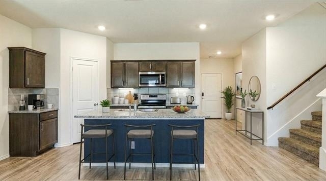 315 Pine Hollow Way - Photo 4