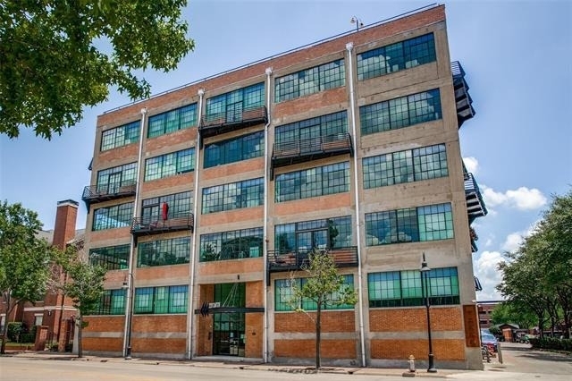 2220 Canton Street - Photo 0