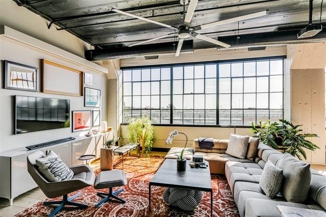 2220 Canton Street - Photo 11