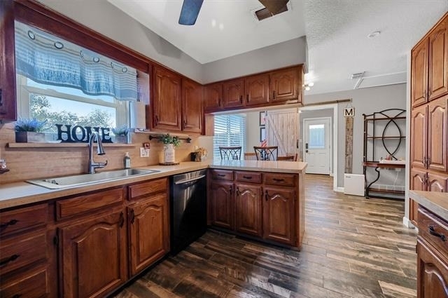 2212 W J Fred Smith Parkway - Photo 9