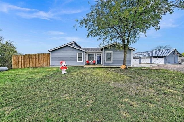 2212 W J Fred Smith Parkway - Photo 2