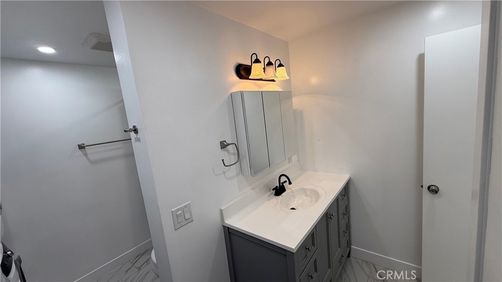 1012 W F Street - Photo 17