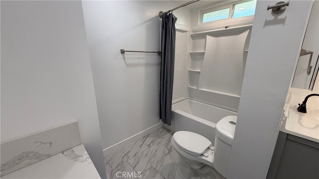 1012 W F Street - Photo 20