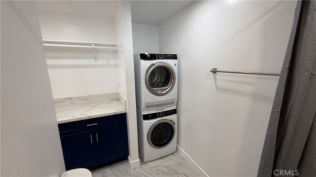 1012 W F Street - Photo 21