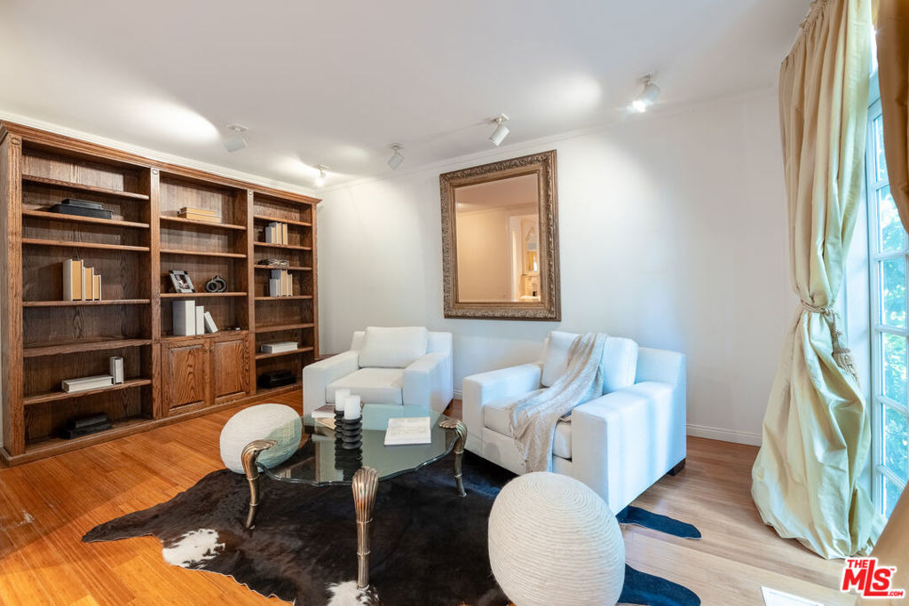 1148 Coldwater Canyon Drive - Photo 8