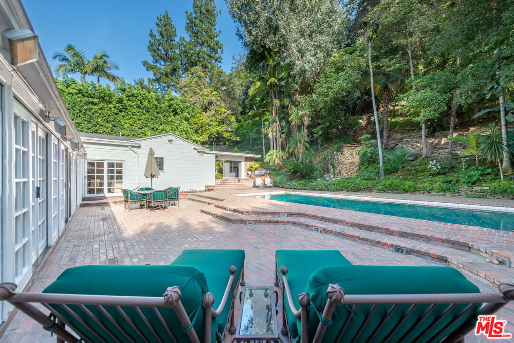 1148 Coldwater Canyon Drive - Photo 29