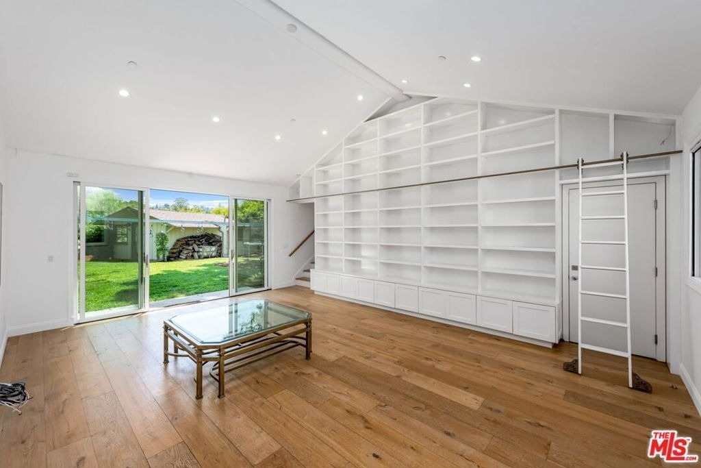19621 Wells Drive - Photo 11