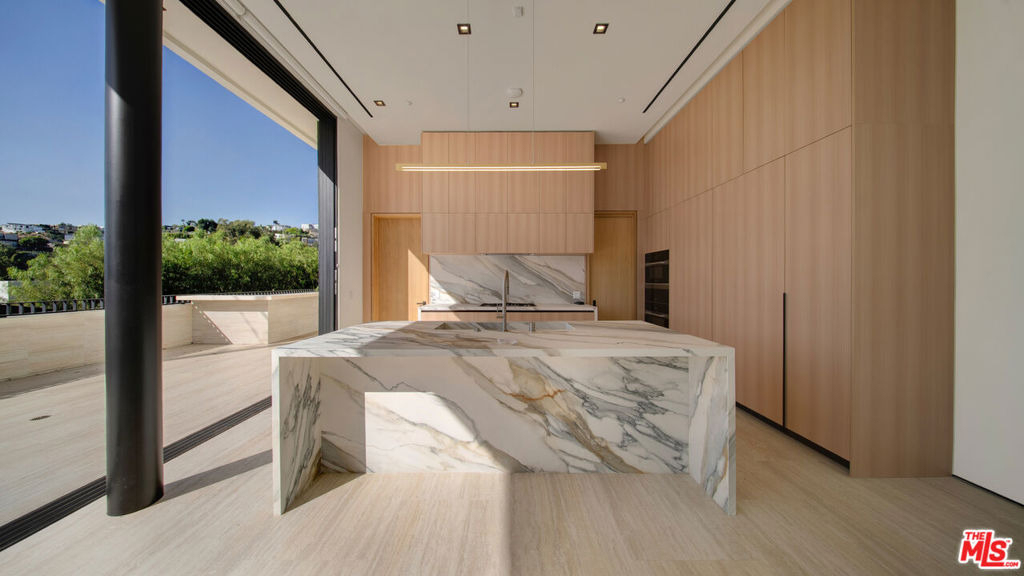 8765 Hollywood - Photo 23