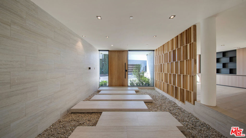 8765 Hollywood - Photo 7