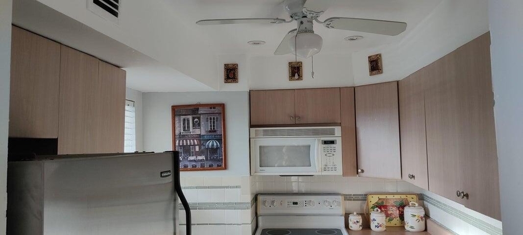 715 Lori Drive - Photo 8