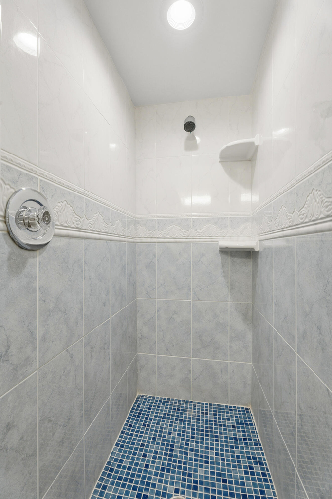 114 S Lake Drive - Photo 24