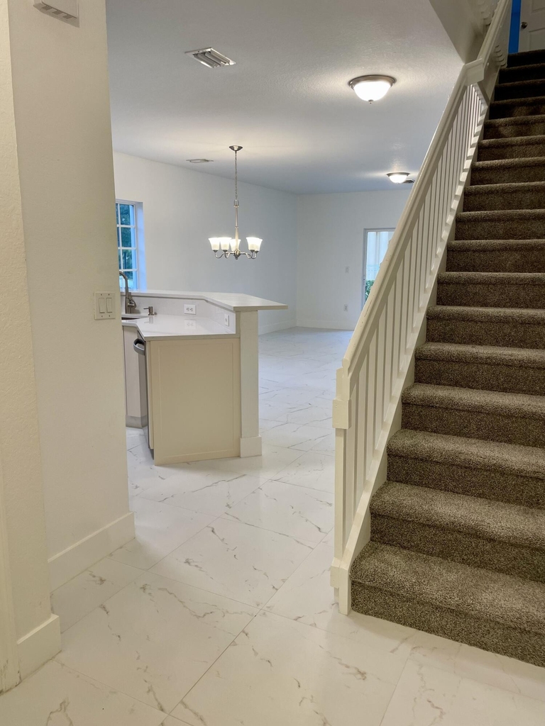 4987 Se Mariner Garden Circle - Photo 2