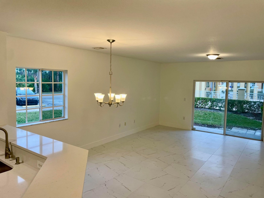 4987 Se Mariner Garden Circle - Photo 8