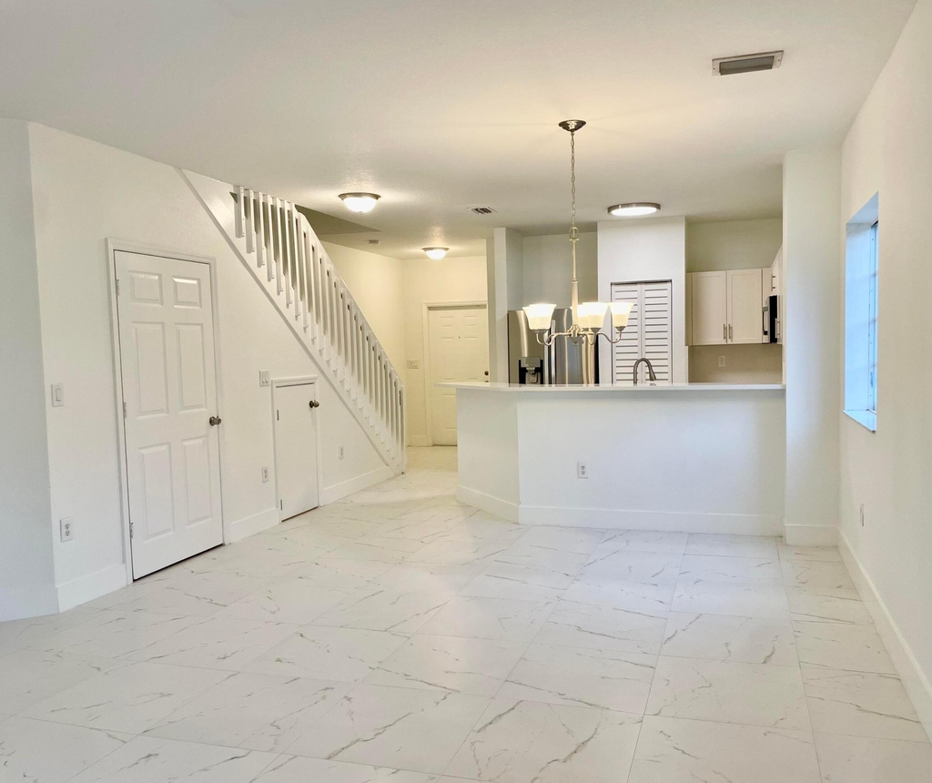 4987 Se Mariner Garden Circle - Photo 3