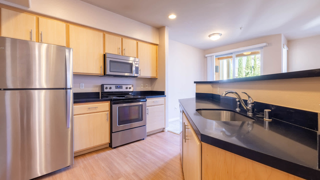 145 Chestnut Street - Photo 7