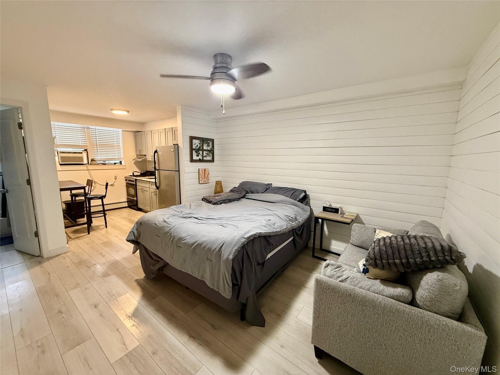 65 W Broadway - Photo 3