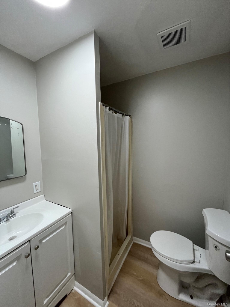 201 Main Street - Photo 4