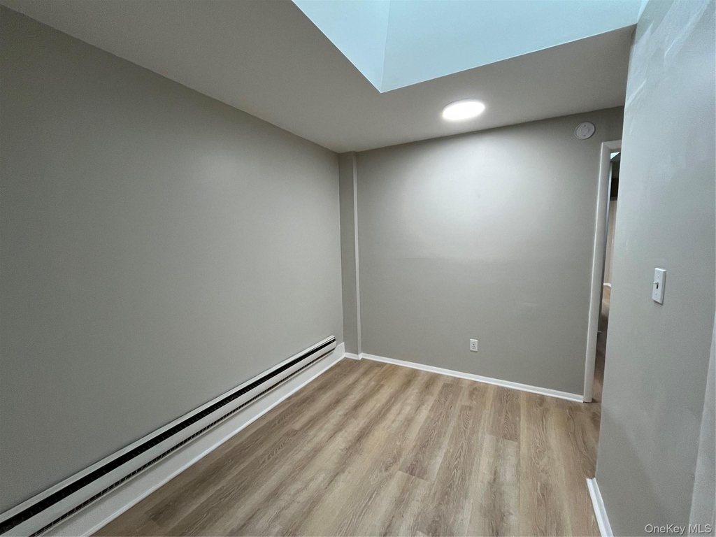 201 Main Street - Photo 12