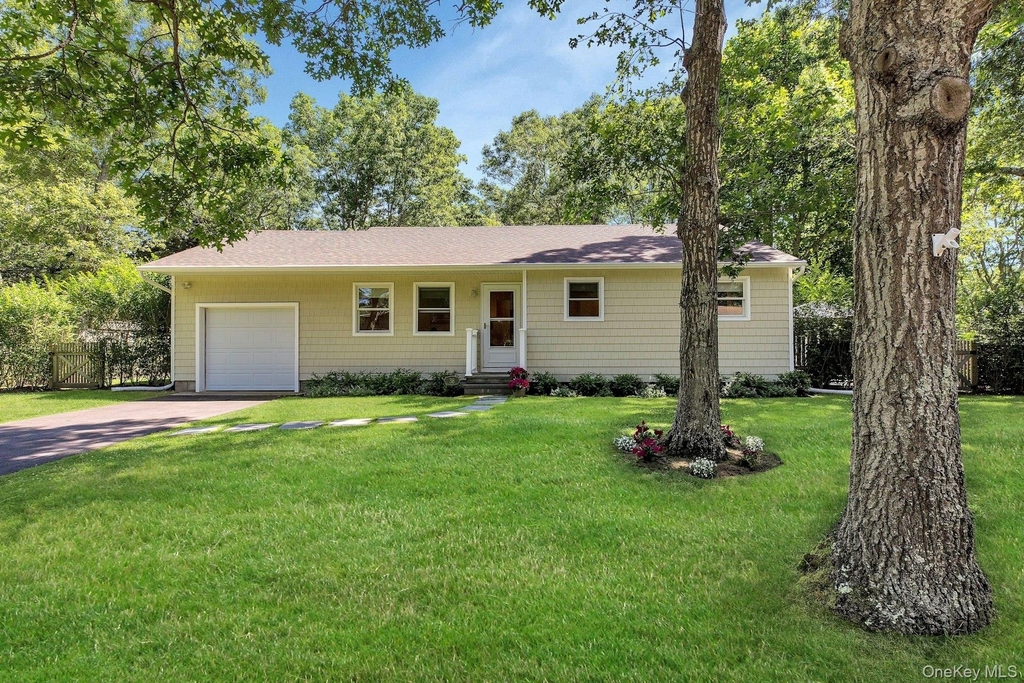 38 Woodridge Road - Photo 0