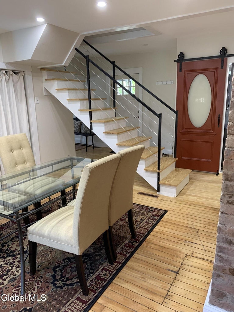 218 Washington Street - Photo 3